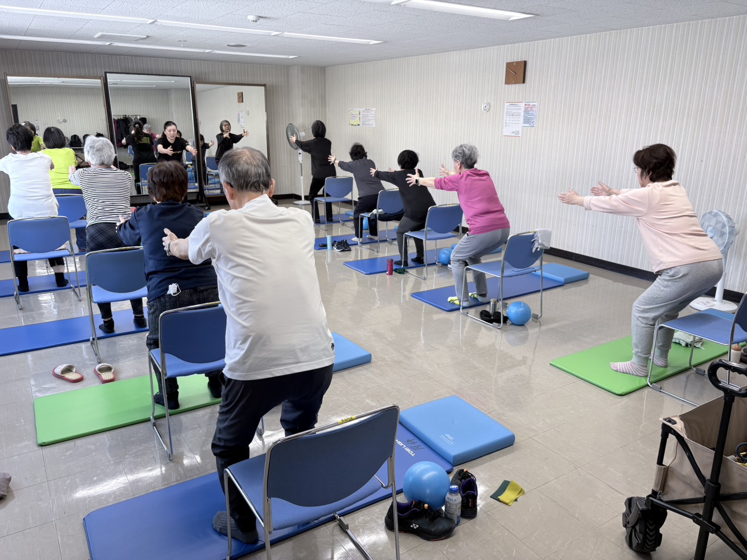 【4月開講】№804 「ひざの運動教室(木)」 会場:中島体育センター 画像