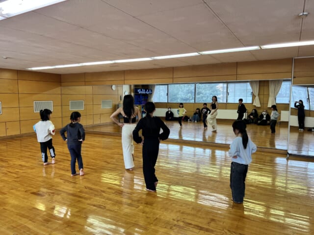  テーマパークダンス