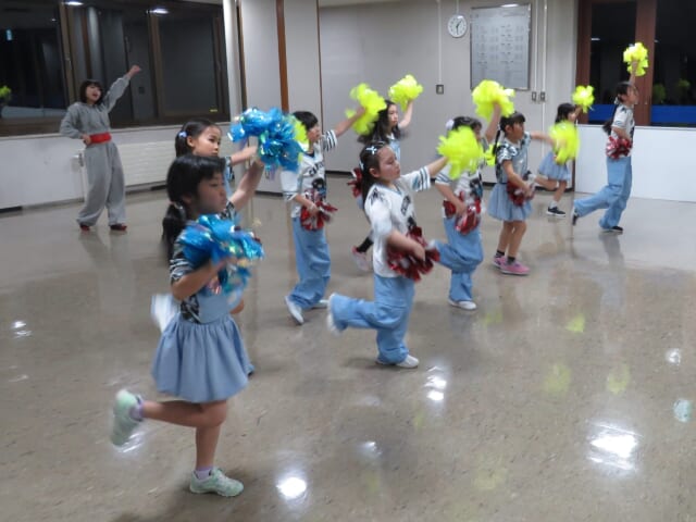 ジュニアチアダンス