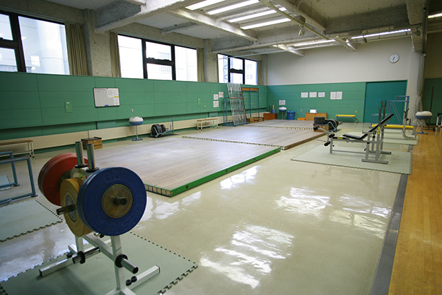 重量挙室の写真